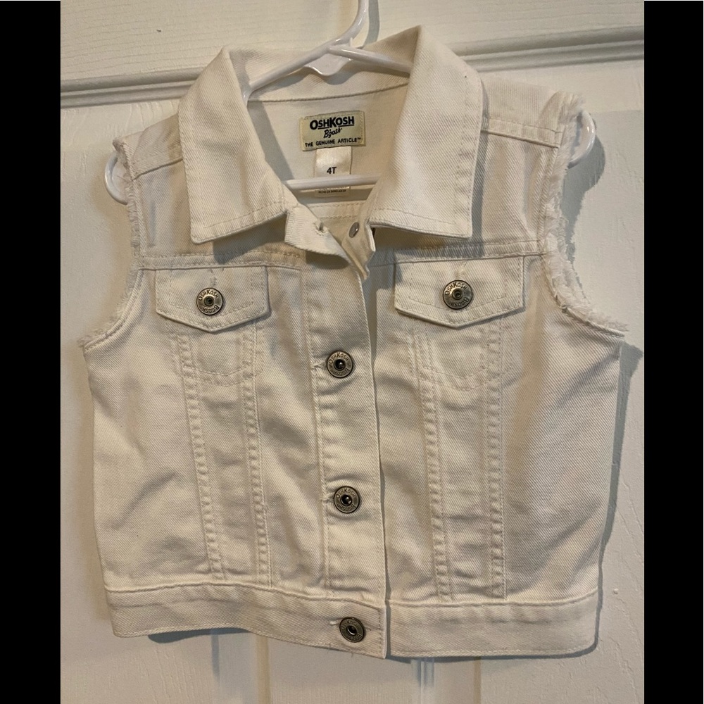 🖤 3/$20 White Vest Jean Jacket
